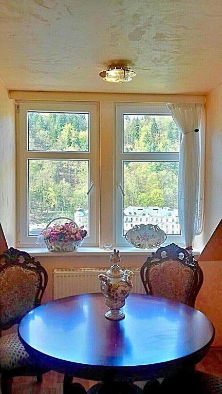 Lyra Apartments Κάρλοβι Βάρι Εξωτερικό φωτογραφία