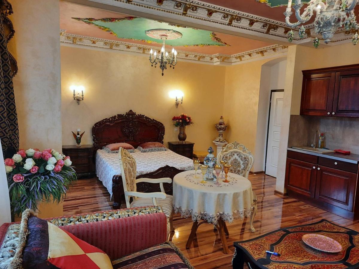 Lyra Apartments Κάρλοβι Βάρι Εξωτερικό φωτογραφία