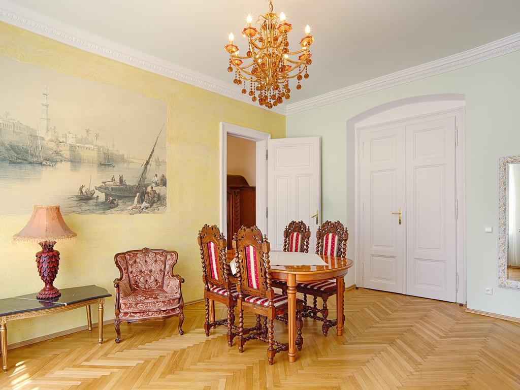 Lyra Apartments Κάρλοβι Βάρι Δωμάτιο φωτογραφία