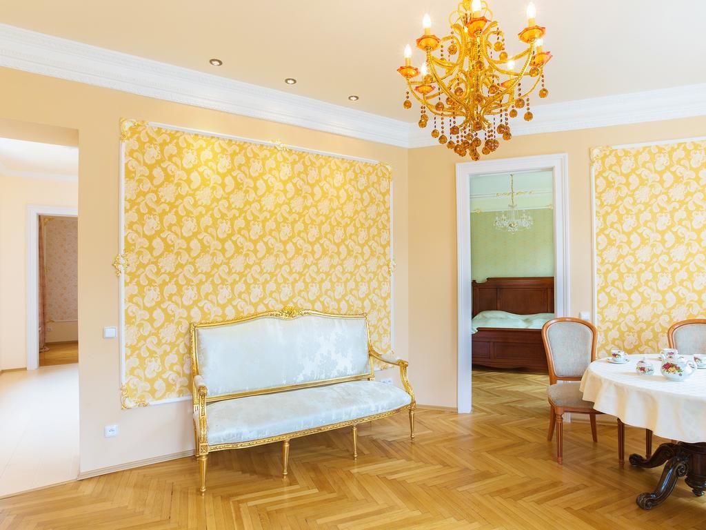 Lyra Apartments Κάρλοβι Βάρι Δωμάτιο φωτογραφία