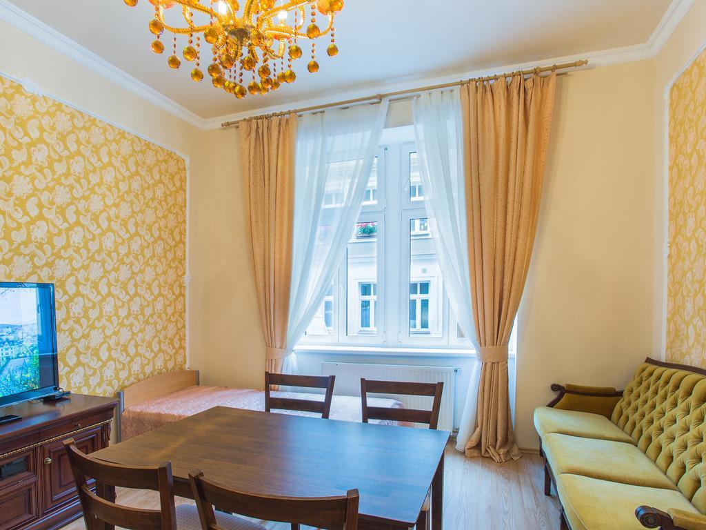 Lyra Apartments Κάρλοβι Βάρι Δωμάτιο φωτογραφία
