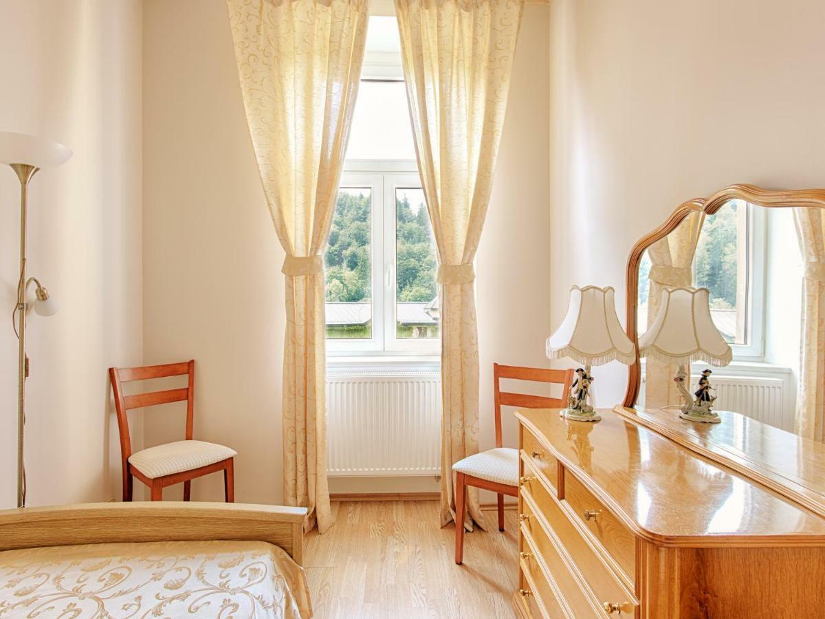 Lyra Apartments Κάρλοβι Βάρι Εξωτερικό φωτογραφία