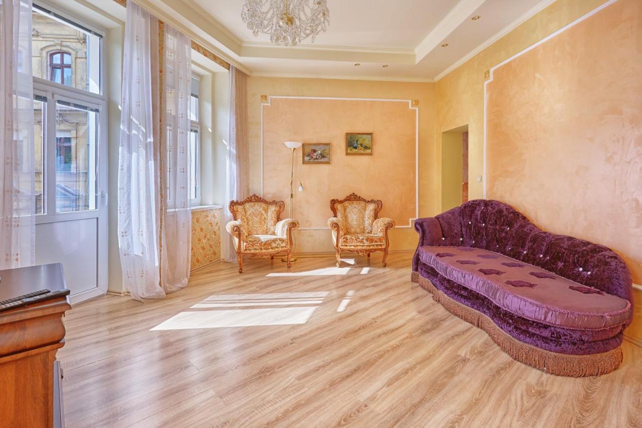 Lyra Apartments Κάρλοβι Βάρι Εξωτερικό φωτογραφία