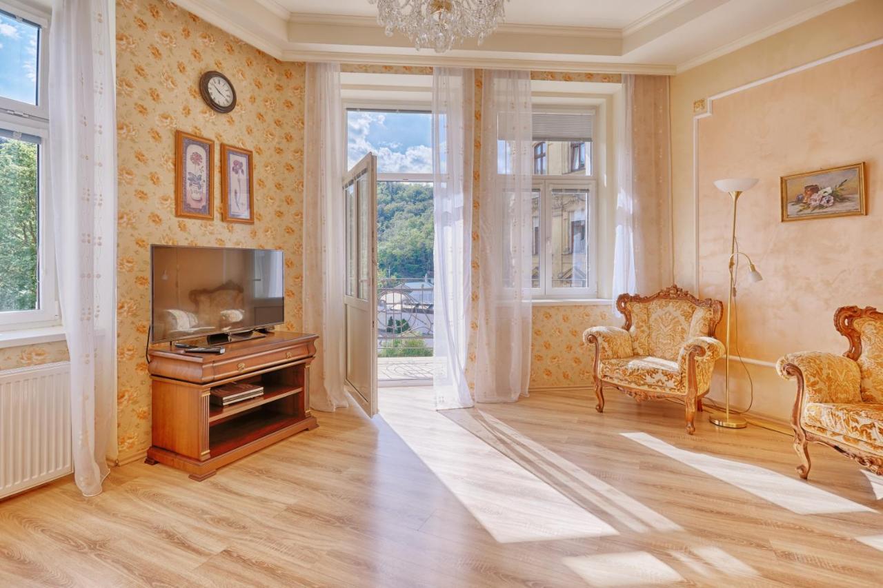 Lyra Apartments Κάρλοβι Βάρι Εξωτερικό φωτογραφία